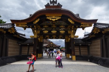  Nijo Castle 