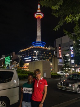  Kyoto tower 